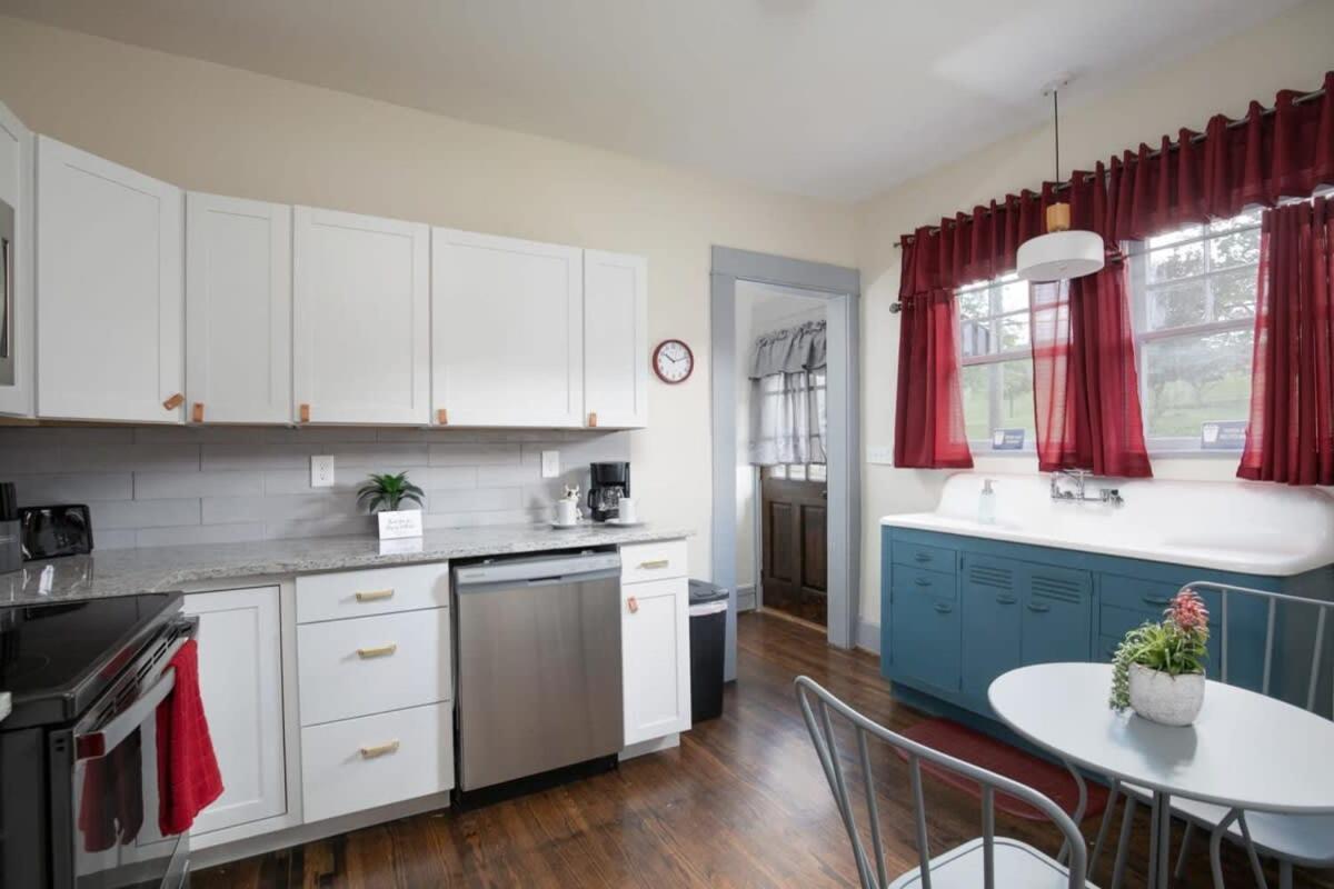 East Lake Stunner-Located At The Foot Of The Ruffner Mountains Birmingham Eksteriør billede